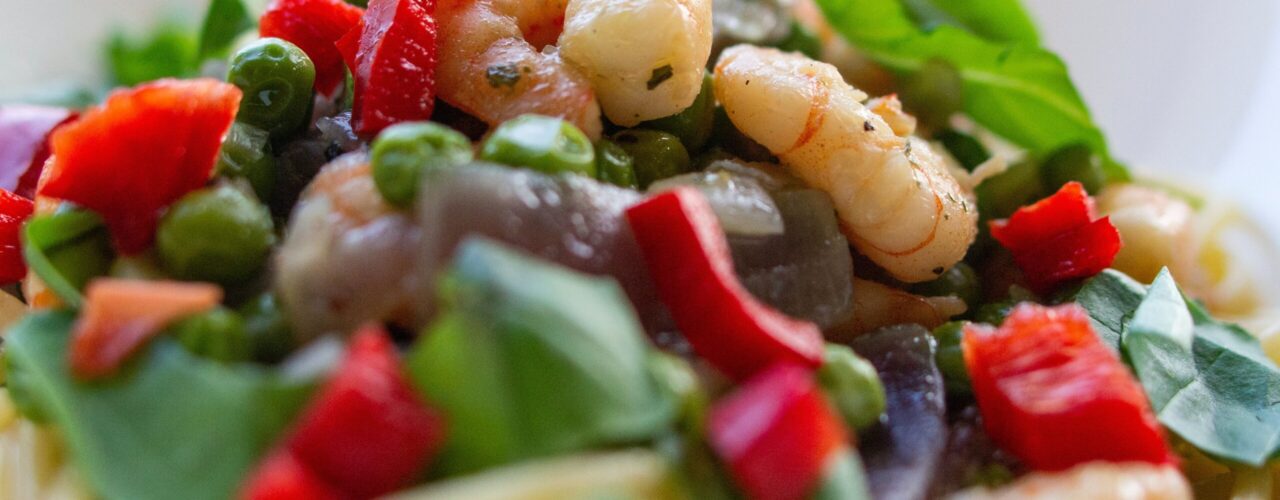 Shrimps and vegetables dish