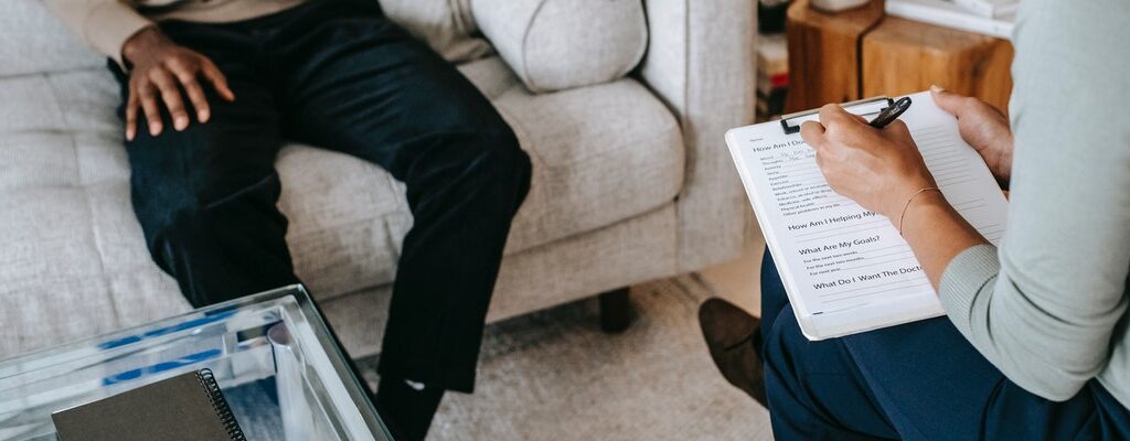 psychologist meeting a client